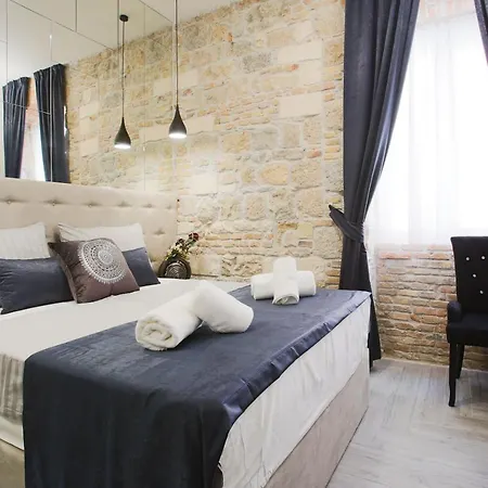 Marie Centar 4* Split