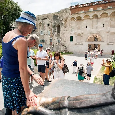 Guest house Marie Centar Split